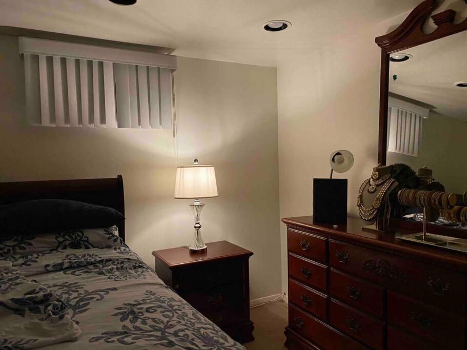 Treasure In Queens Apartment นิวยอร์ก ภายนอก รูปภาพ